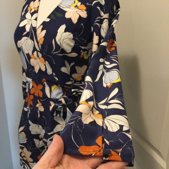 Parker Romper ‘Tita’ Navy Floral NWT - Picture 4 of 11